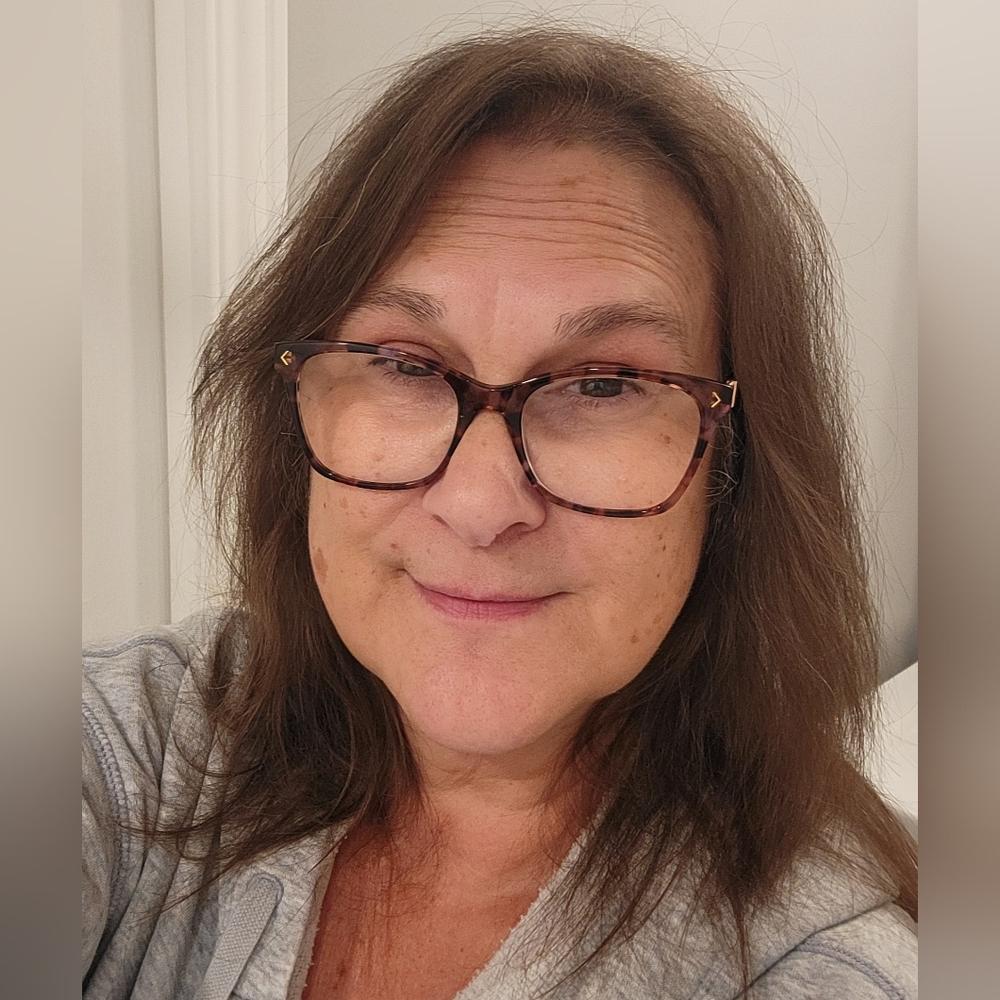 Meet your Posher, Kimberly